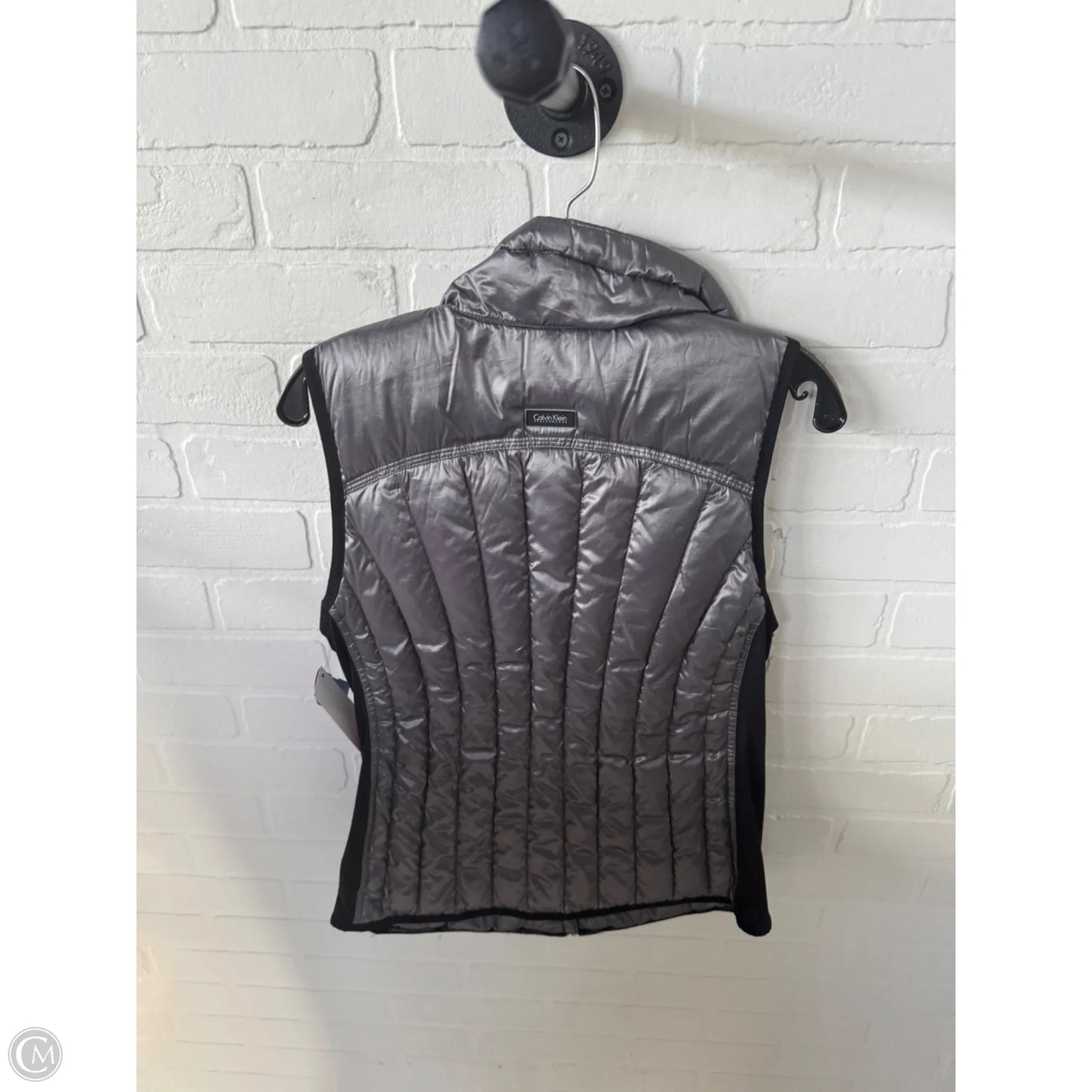 Vest Puffer & Quilted By Calvin Klein Performance In Grey, Size: M