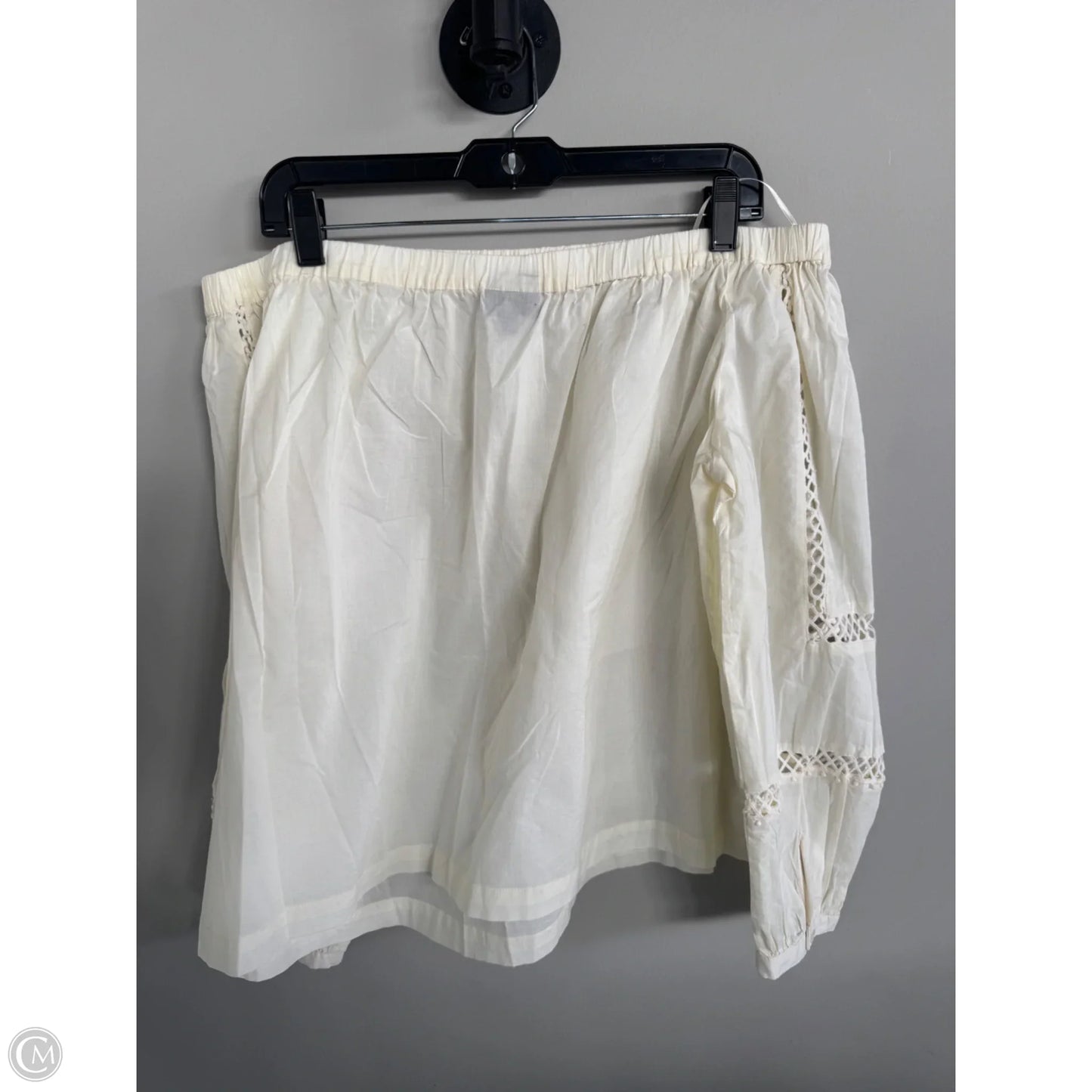 Top Long Sleeve By Who What Wear In Cream, Size: 1x