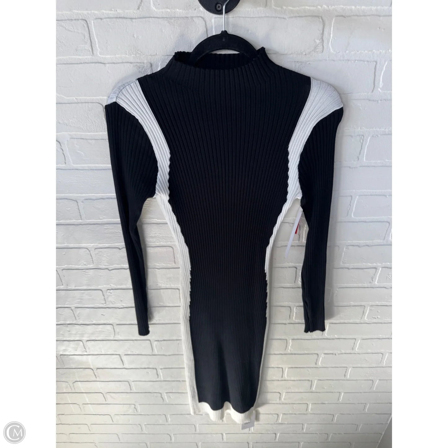 Dress Sweater By Cmf In Black & White, Size: M