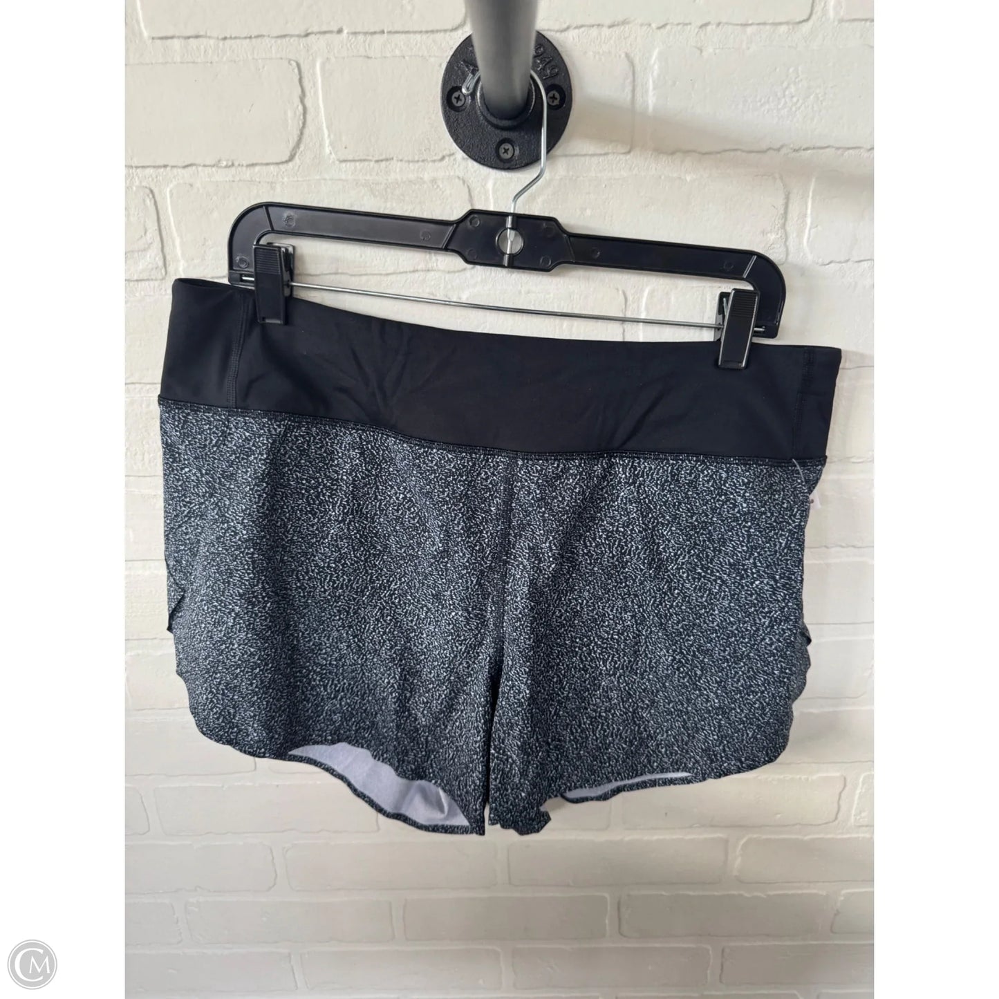 Athletic Shorts By Athleta In Black & White, Size: 12