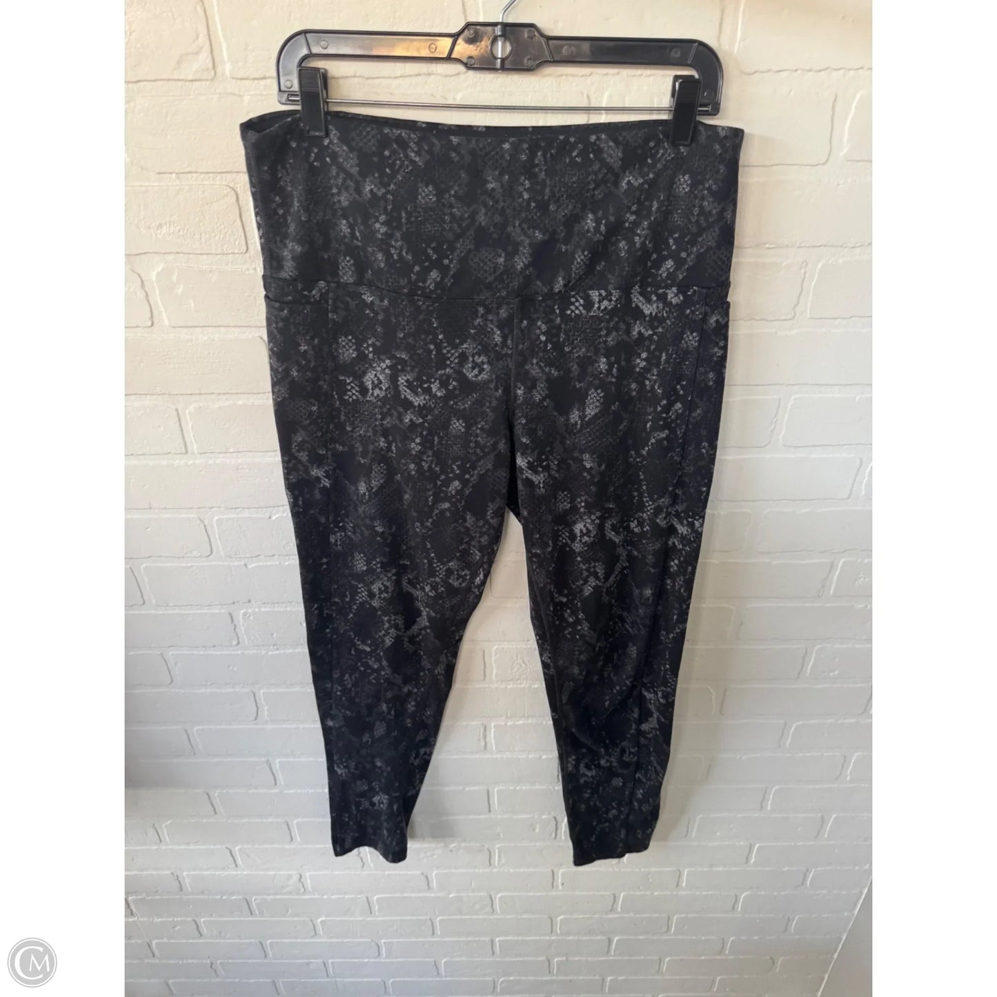 Athletic Leggings By Tuff Athletics In Black & Grey, Size: 16