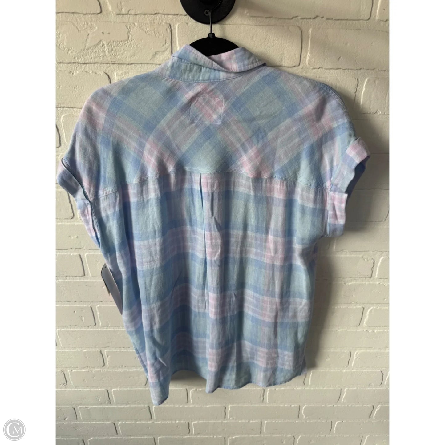 Top Short Sleeve By Rails In Blue & Pink, Size: M