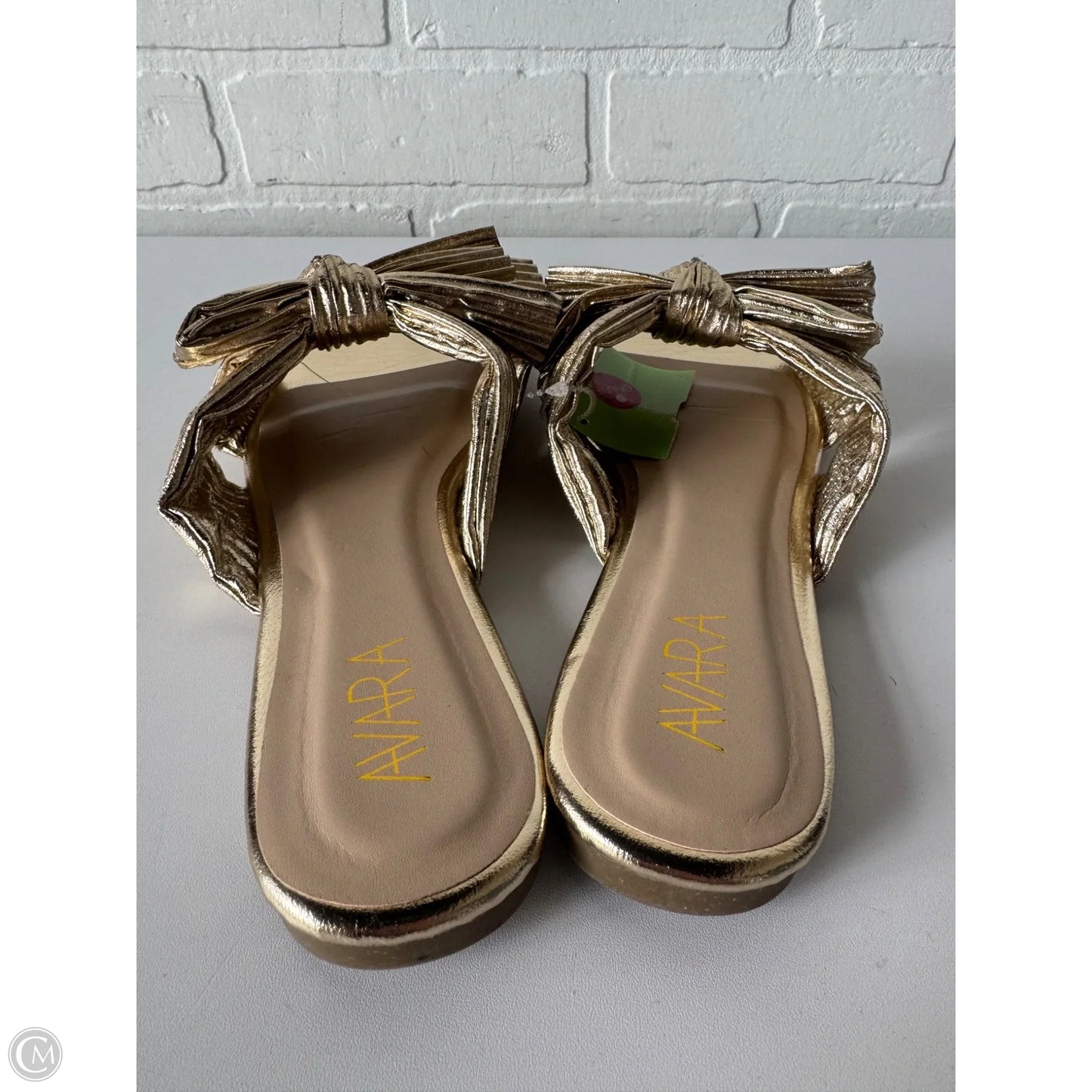 Sandals Flats By Cmc In Gold, Size: 7.5