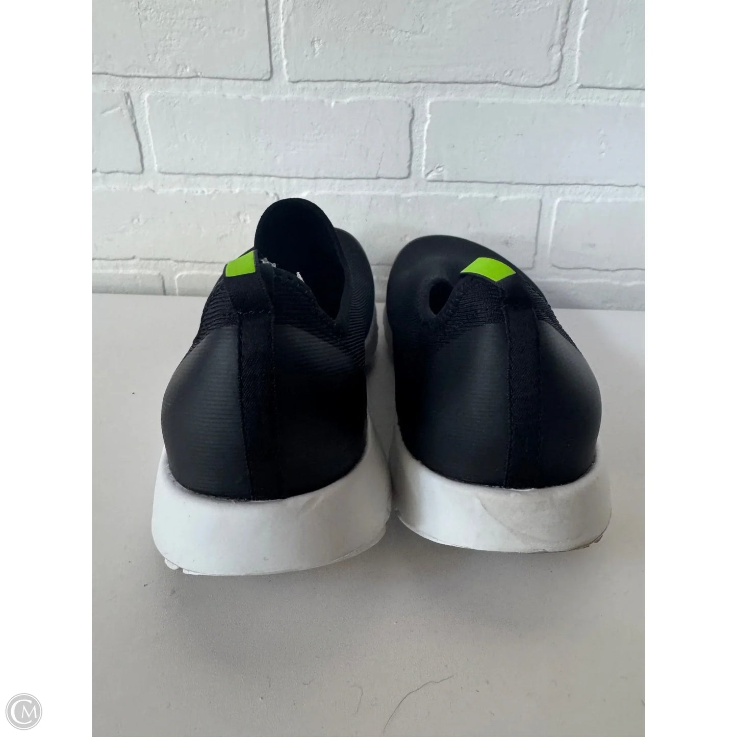 Shoes Flats By Oofos In Black, Size: 9.5