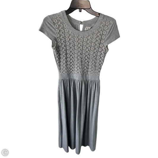 Dress Casual Maxi By Clothes Mentor In Grey, Size: Xs