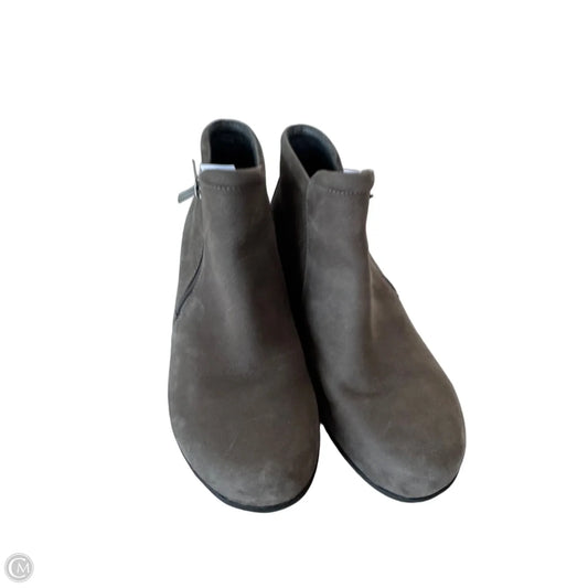 Boots Ankle Flats By Dansko In Brown, Size: 10.5