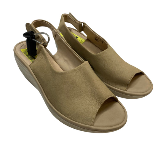 Sandals Heels Wedge By Clarks In Tan, Size:8