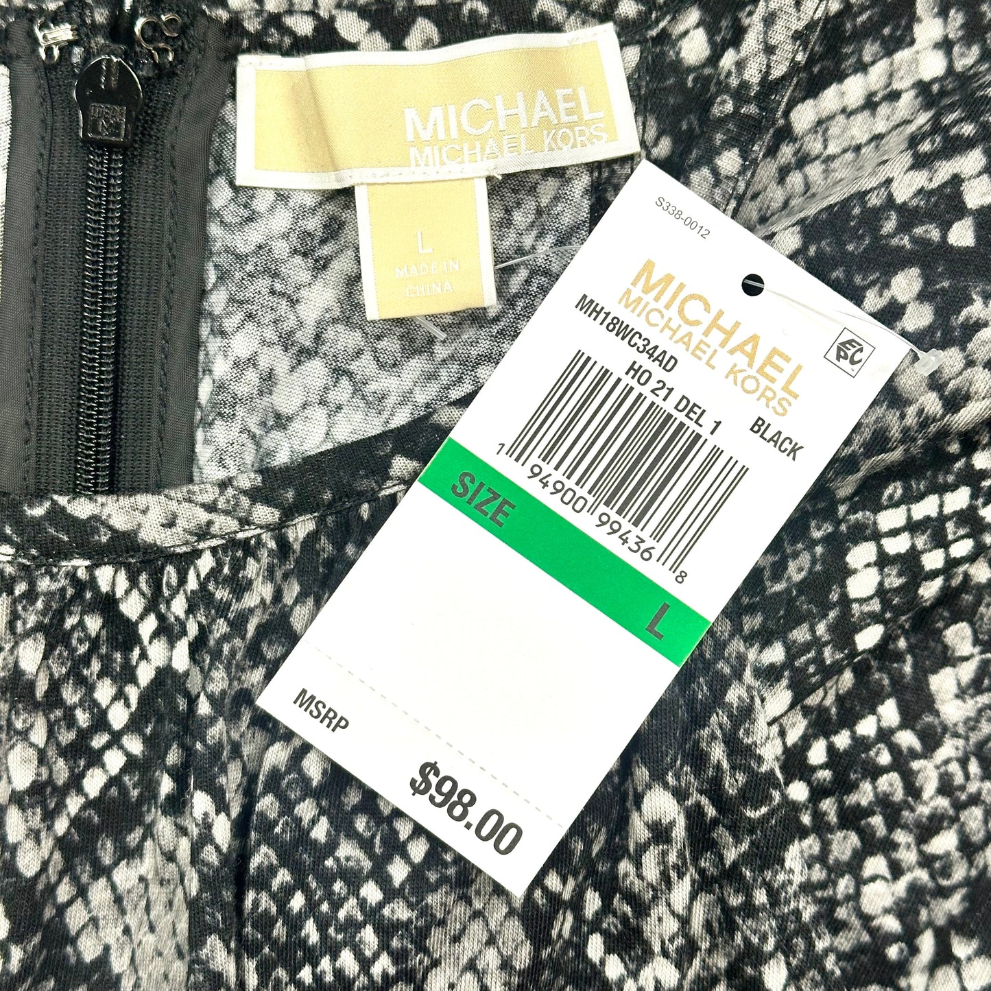 Dress Casual Short By Michael By Michael Kors  Size: L