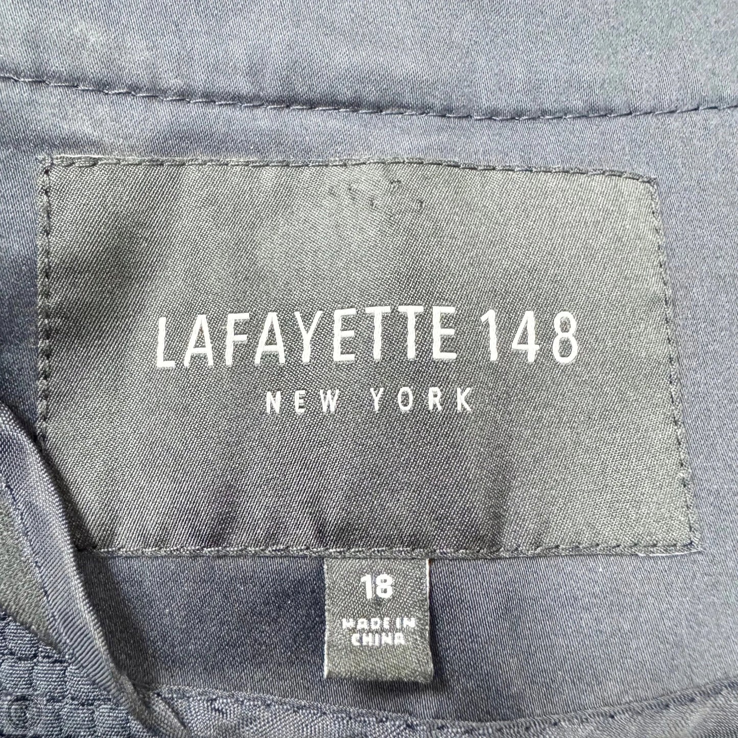 Blazer Designer By Lafayette 148 In Navy, Size: 1x
