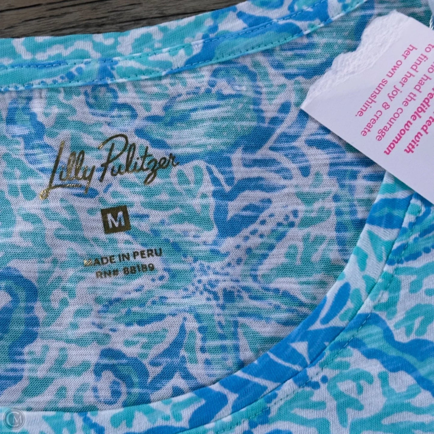 Top Short Sleeve Designer By Lilly Pulitzer In Blue, Size: M