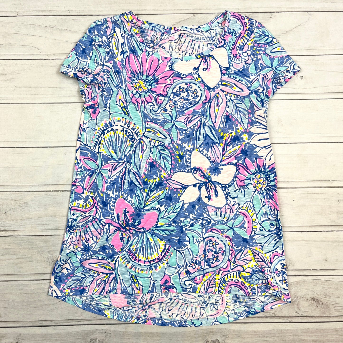 Top Short Sleeve Designer By Lilly Pulitzer  Size: Xs