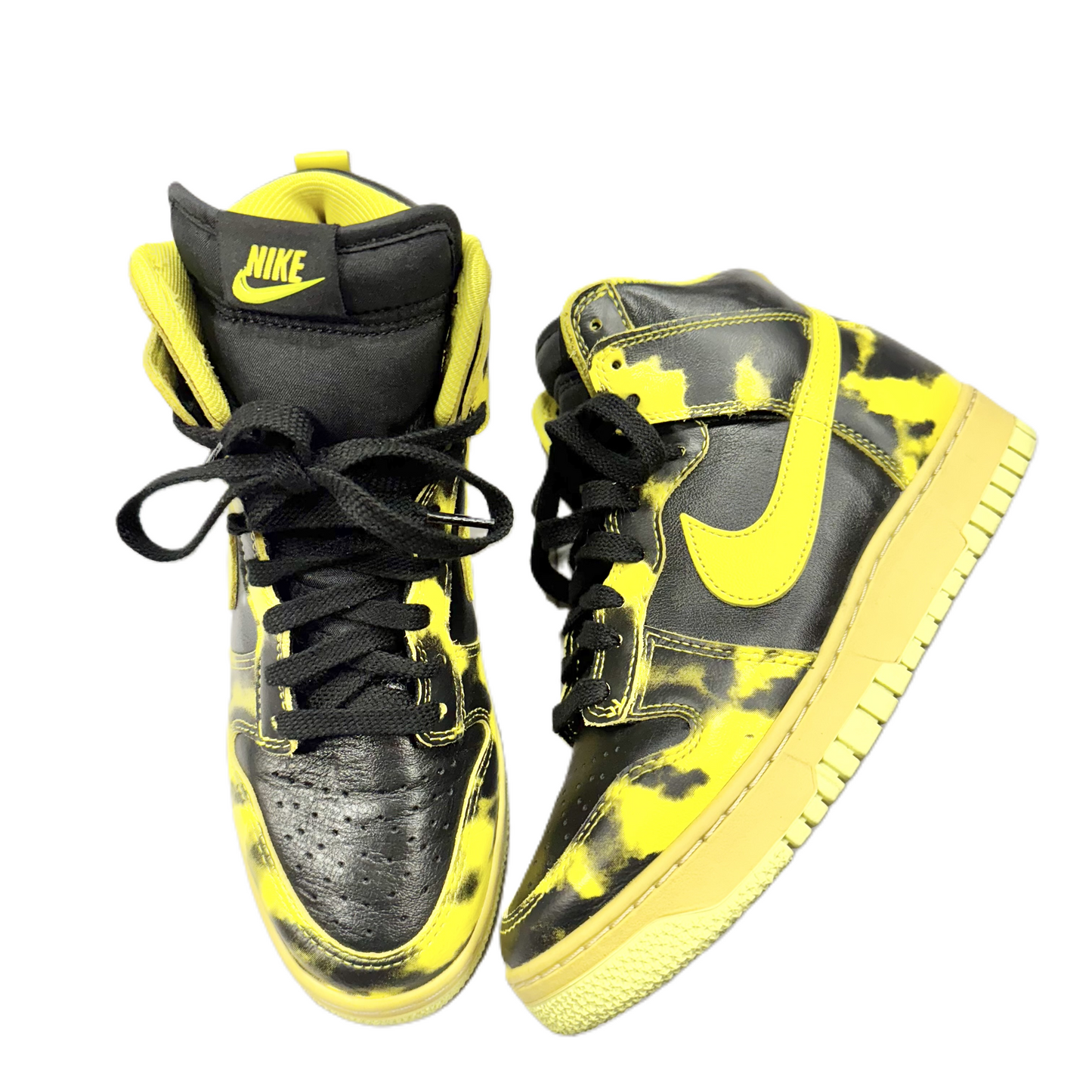 Shoes Sneakers By Nike In Black & Yellow, Size: 8