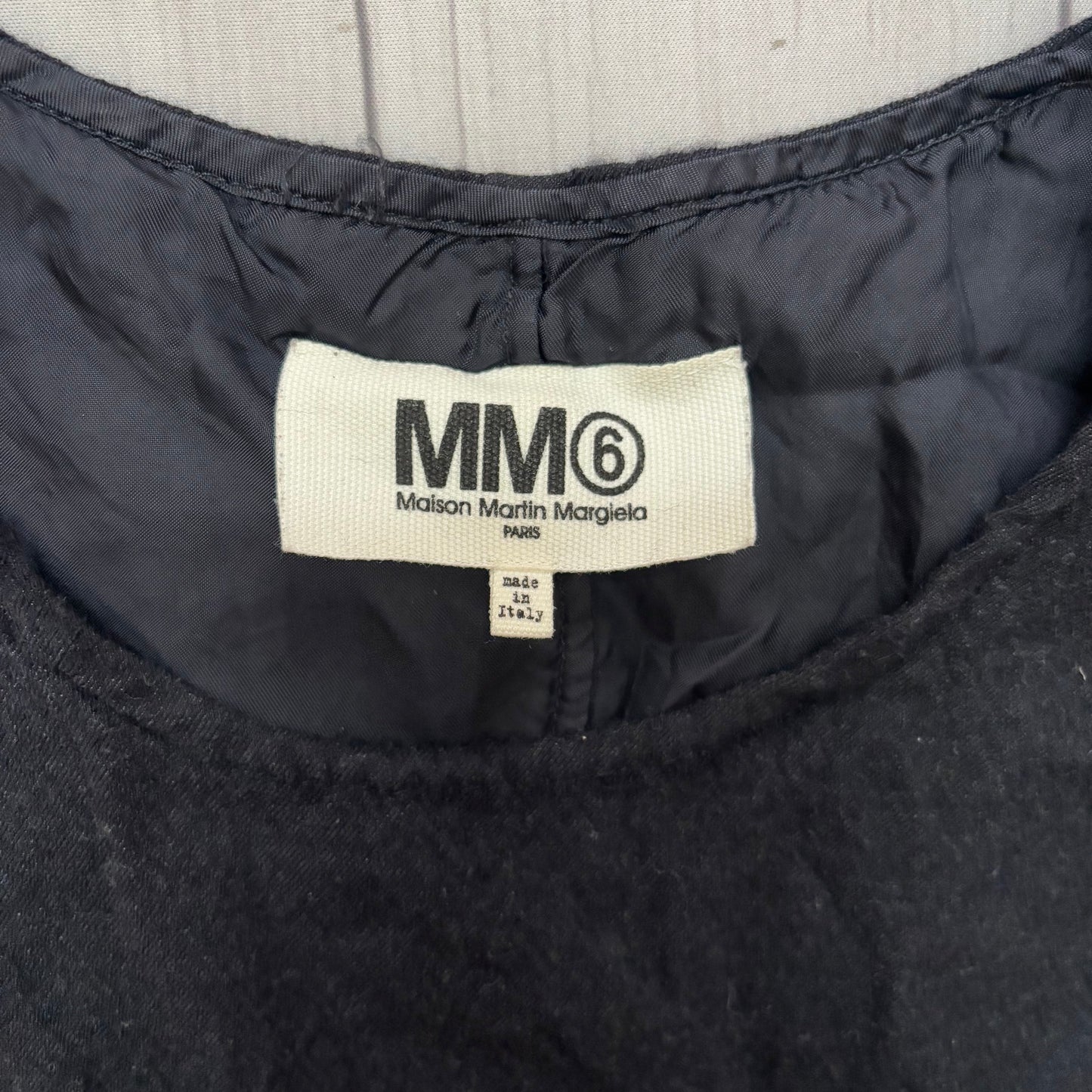 Top Sleeveless Designer By Maison Margiela In Navy, Size: S