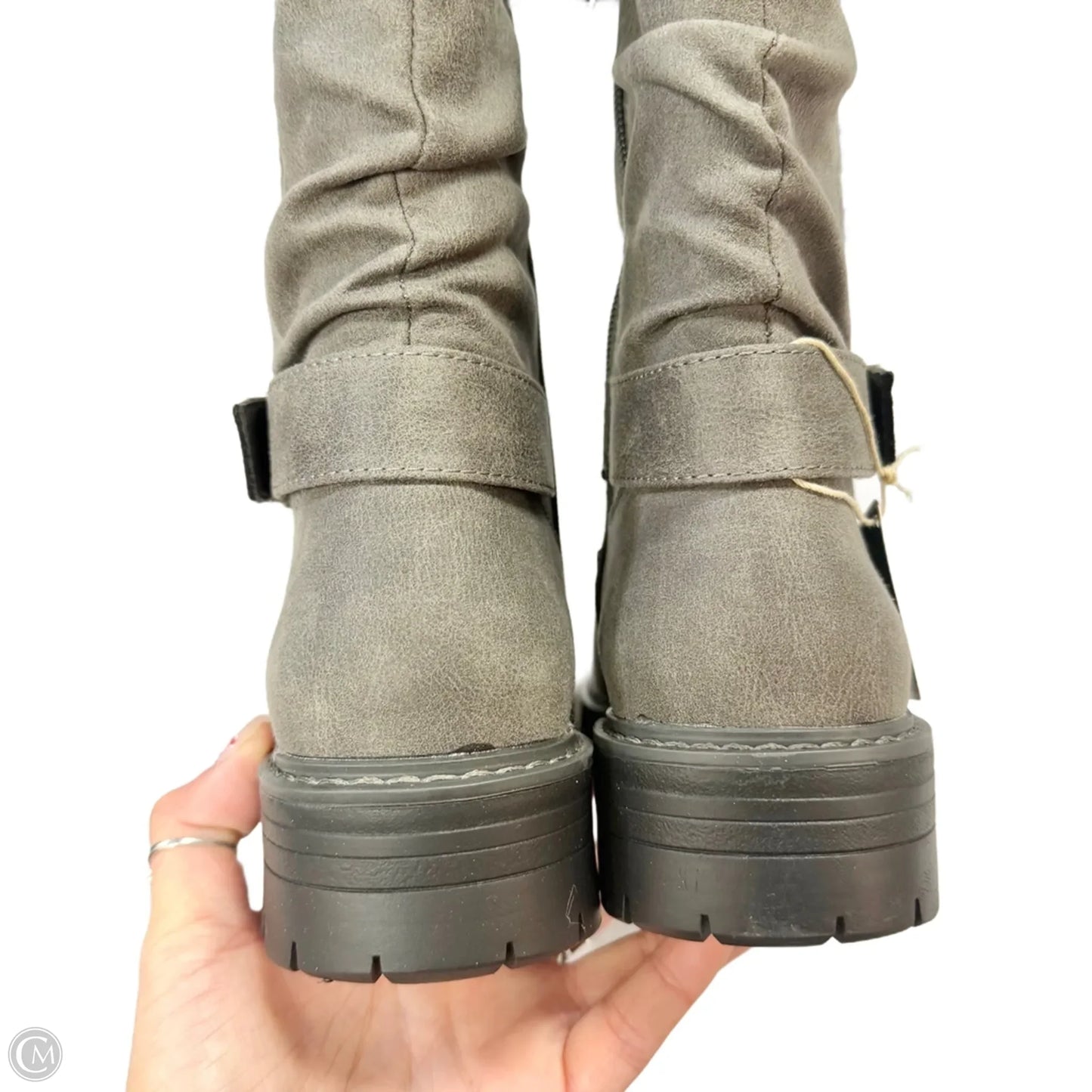 Boots Ankle Flats By Cliffs By White Mountain In Grey, Size: 8