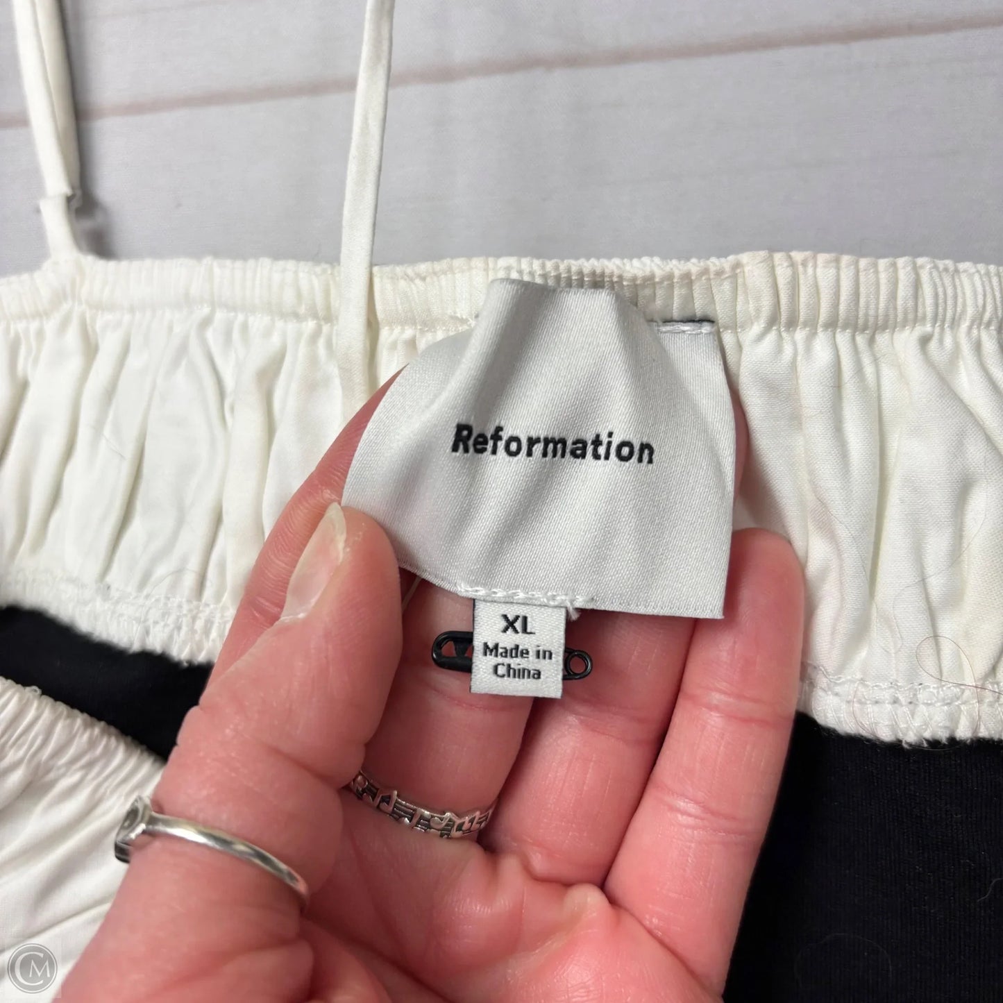 Top Sleeveless By Reformation In Black & White, Size: Xl