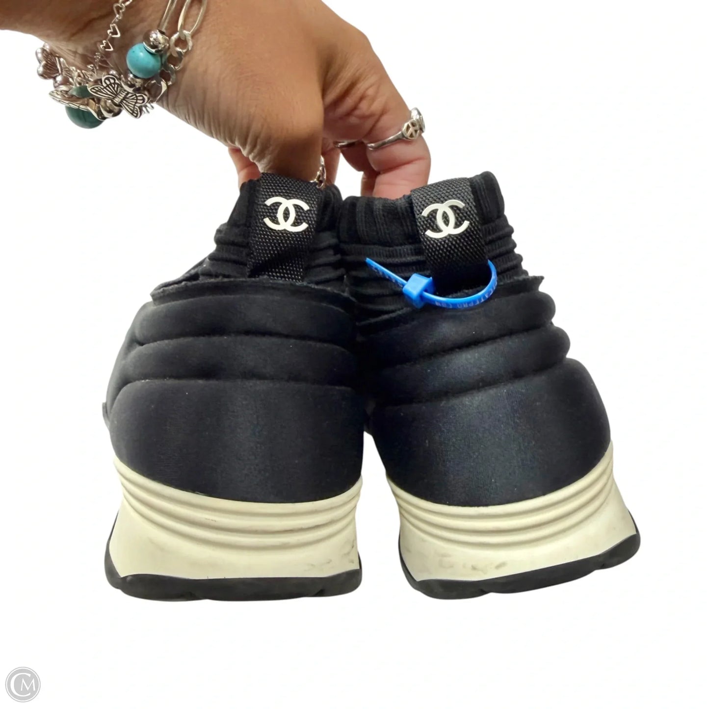 Shoes Luxury Designer By Chanel In Black & White, Size: 6.5