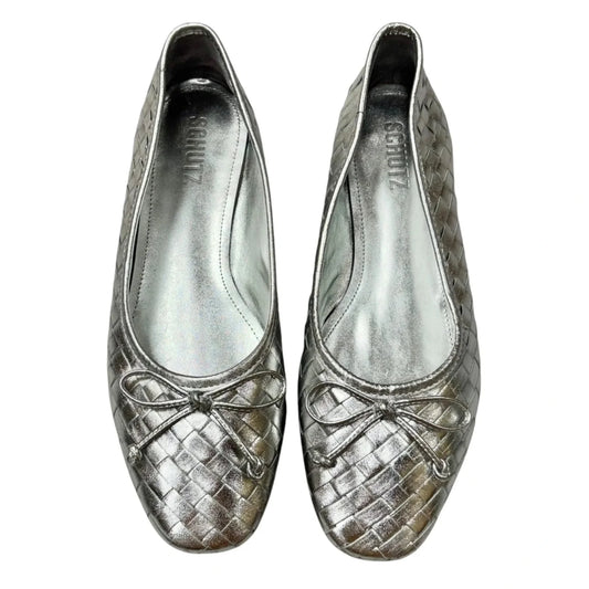 Shoes Flats By Schutz In Silver, Size: 7
