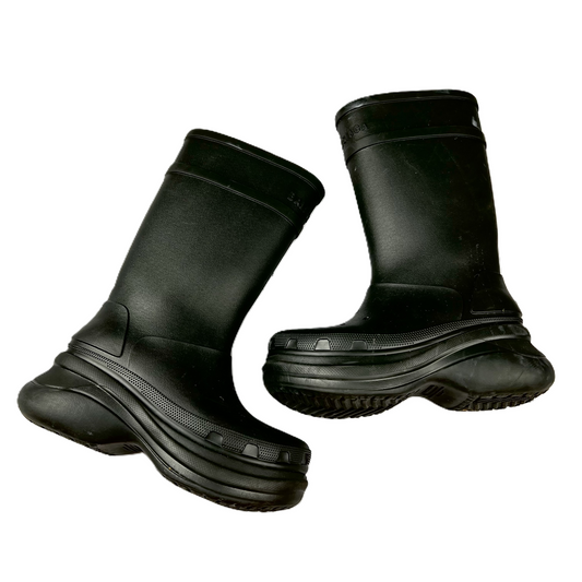 Black Boots Luxury Designer By Balenciaga, Size: 9.5