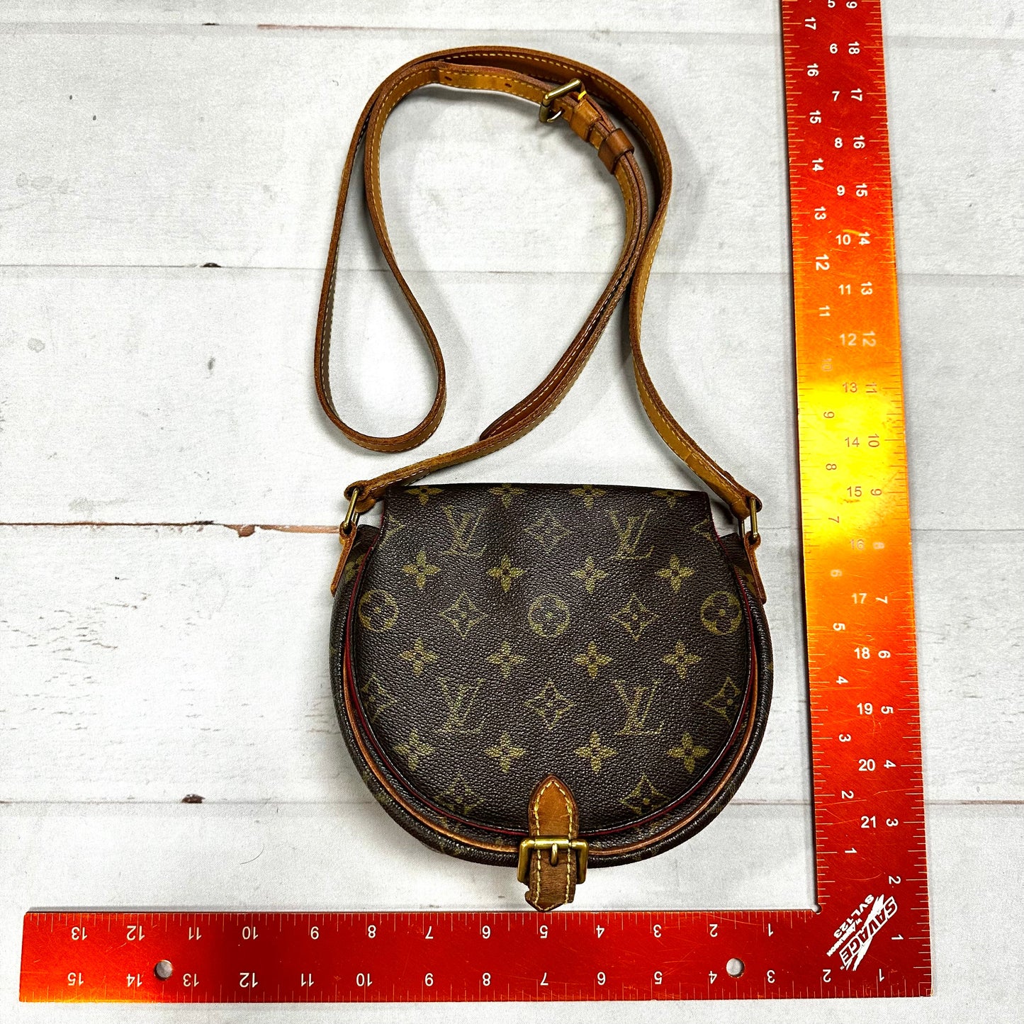 Crossbody Luxury Designer By Louis Vuitton, Size: Small