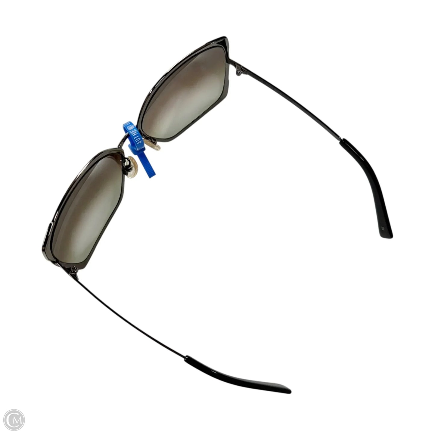 Sunglasses Luxury Designer By Fendi, Size: Large