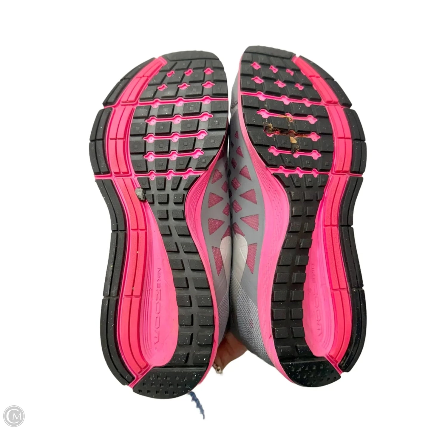 Shoes Athletic By Nike In Grey & Pink, Size: 9