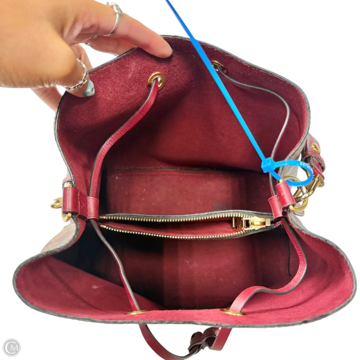 Handbag Luxury Designer By Louis Vuitton, Size: Medium