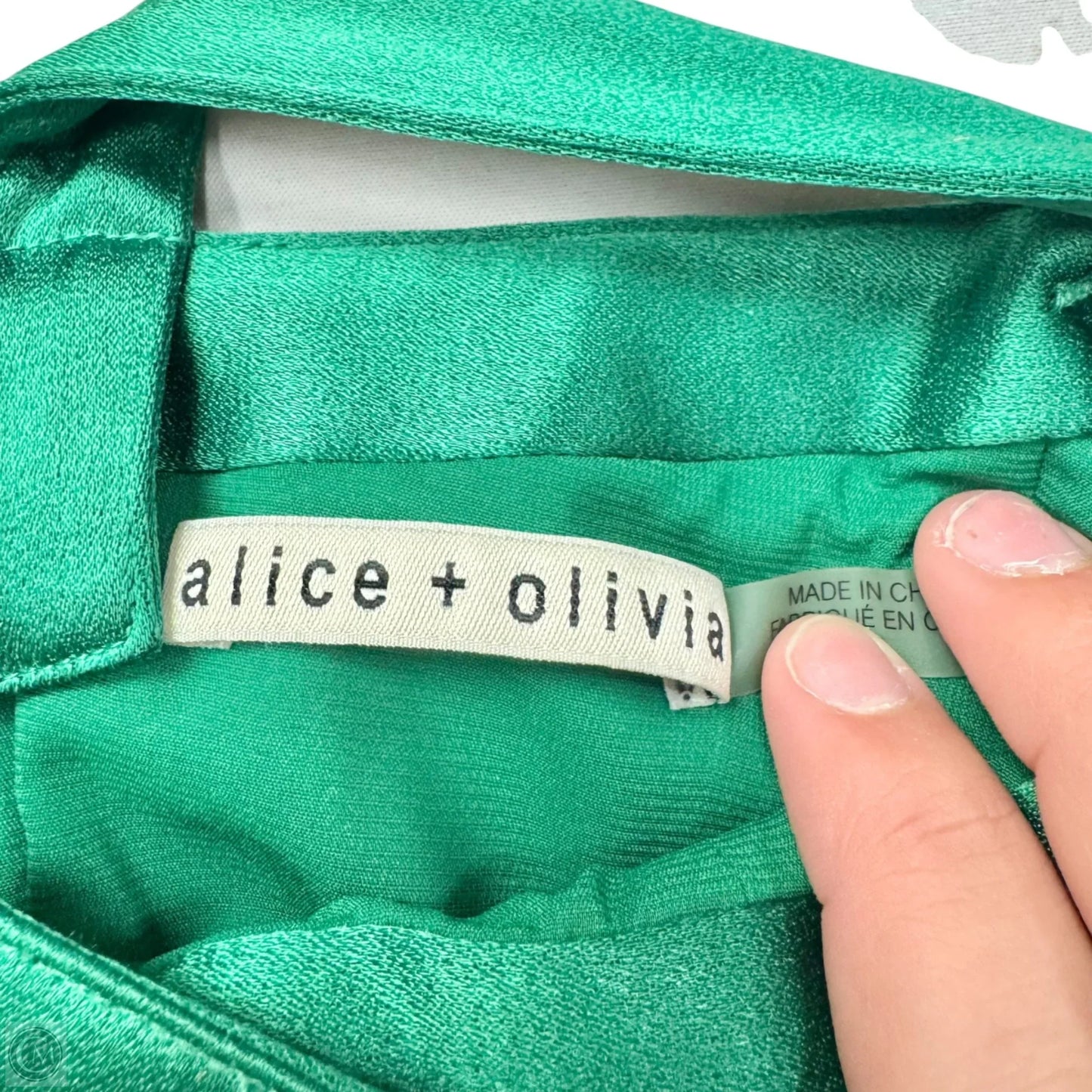 Top Sleeveless Designer By Alice + Olivia In Green, Size: S