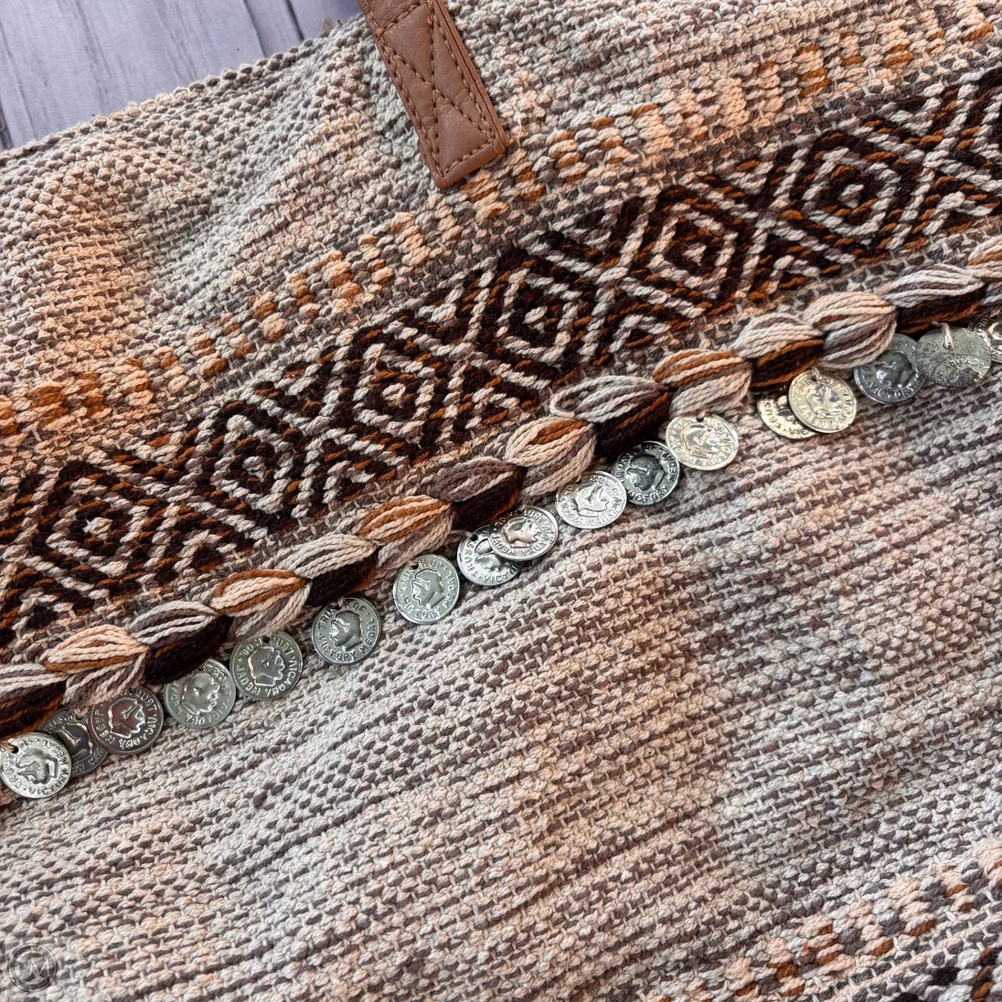 Tote, Size: Large