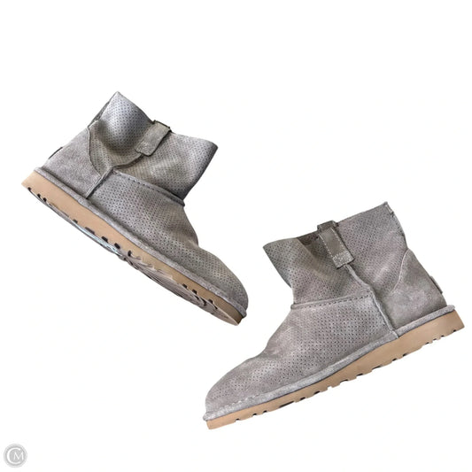 Boots Designer By Ugg In Grey, Size: 9