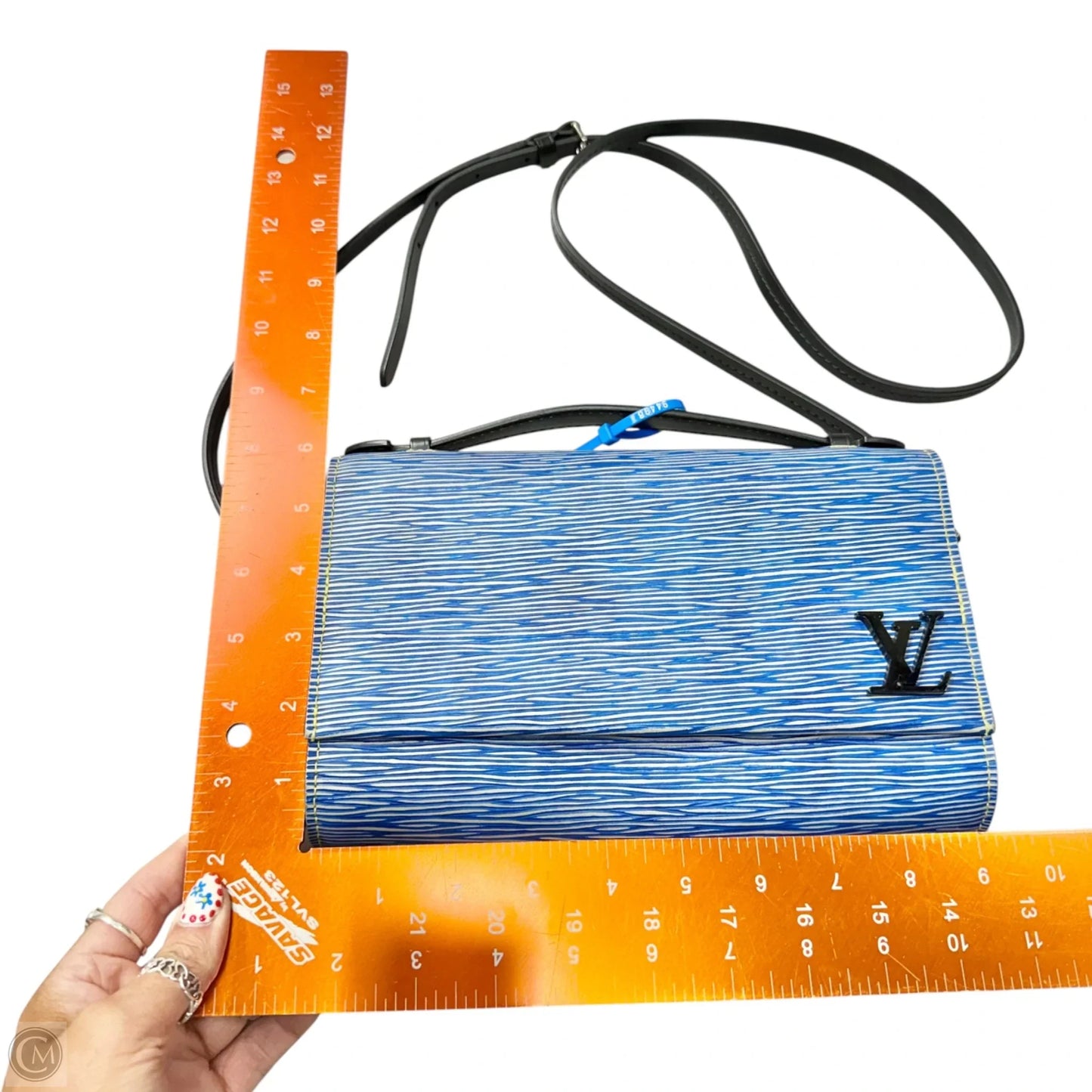 Crossbody Luxury Designer By Louis Vuitton, Size: Medium