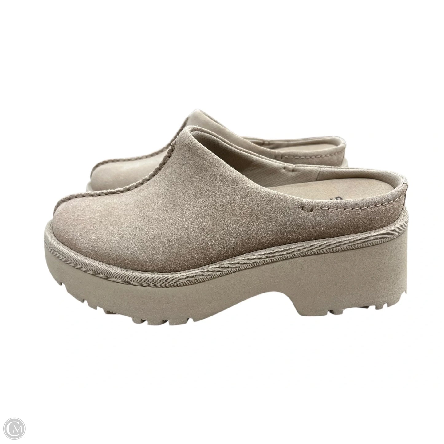 Shoes Designer By Ugg In Beige, Size: 8