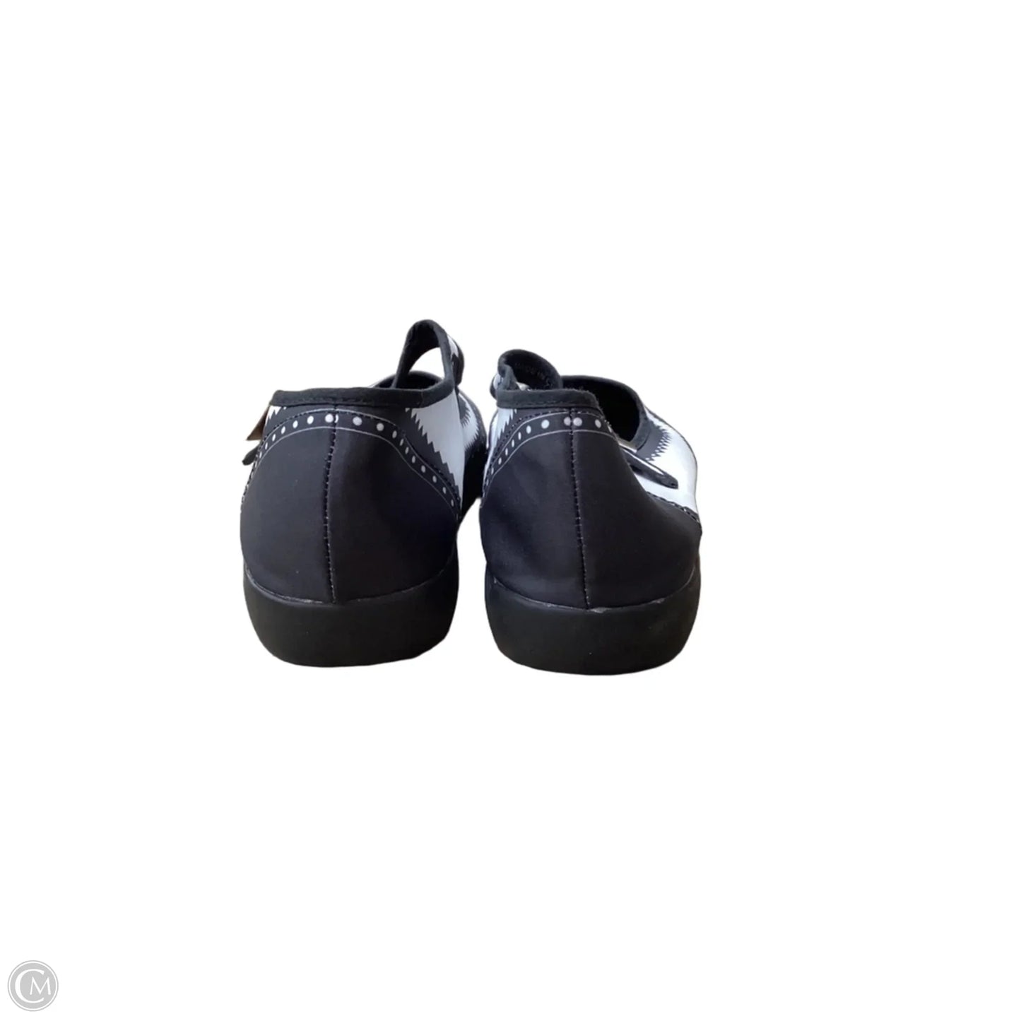 Shoes Flats By Cmc In Black & White, Size: 7.5