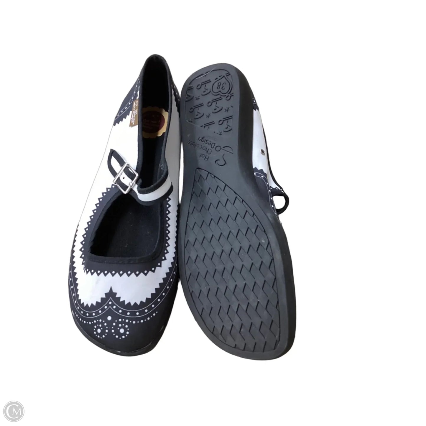 Shoes Flats By Cmc In Black & White, Size: 7.5