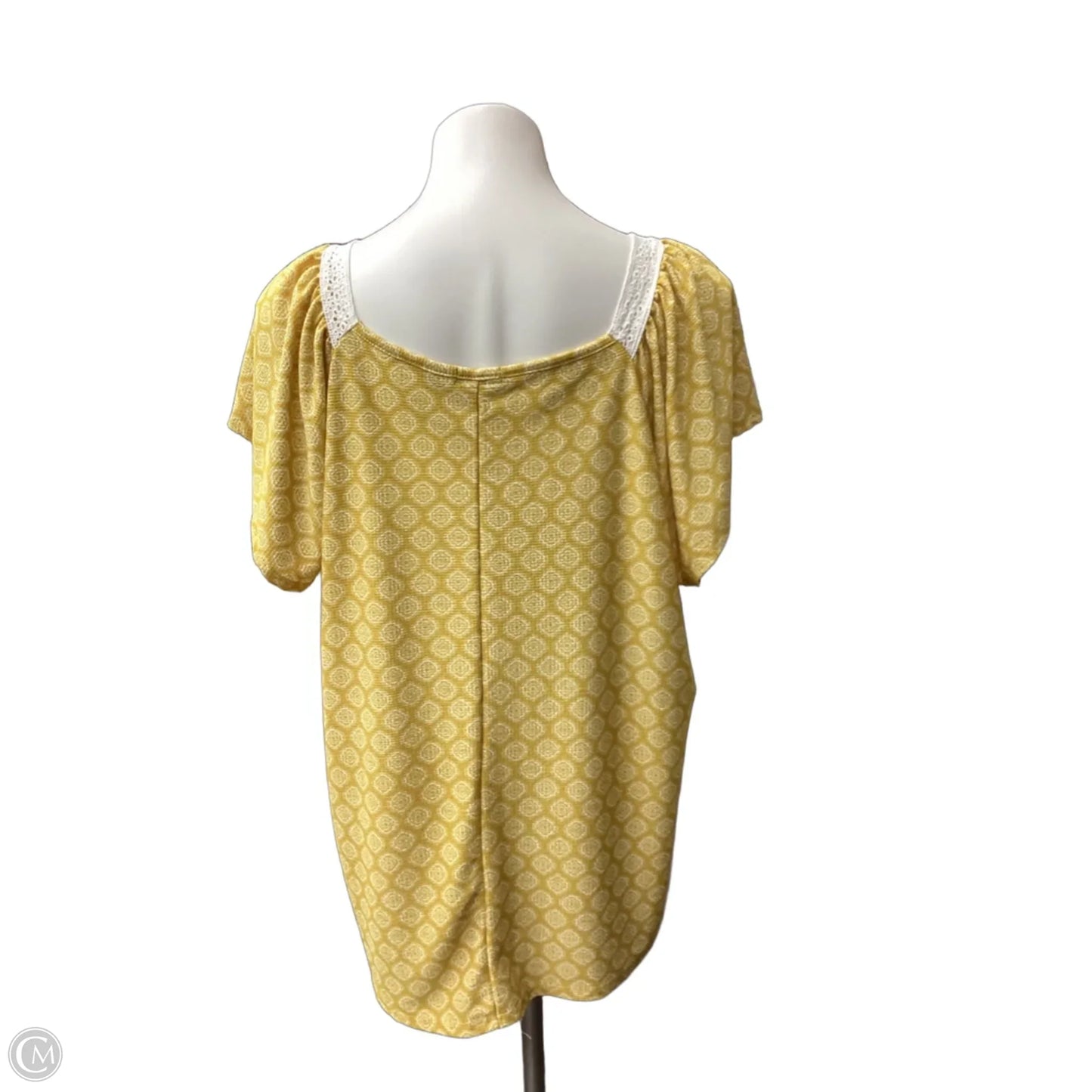 Top Short Sleeve By Cure In Yellow, Size: 2x