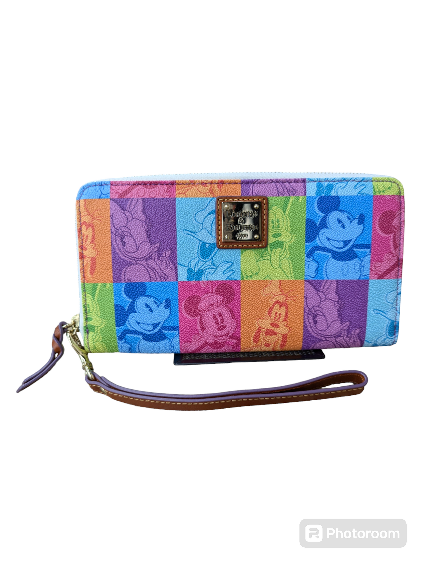 Wallet Designer By Dooney And Bourke, Size: Large