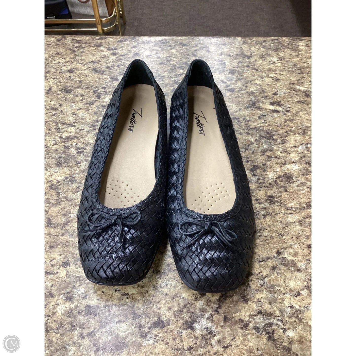 Shoes Flats By Clothes Mentor In Black, Size: 9