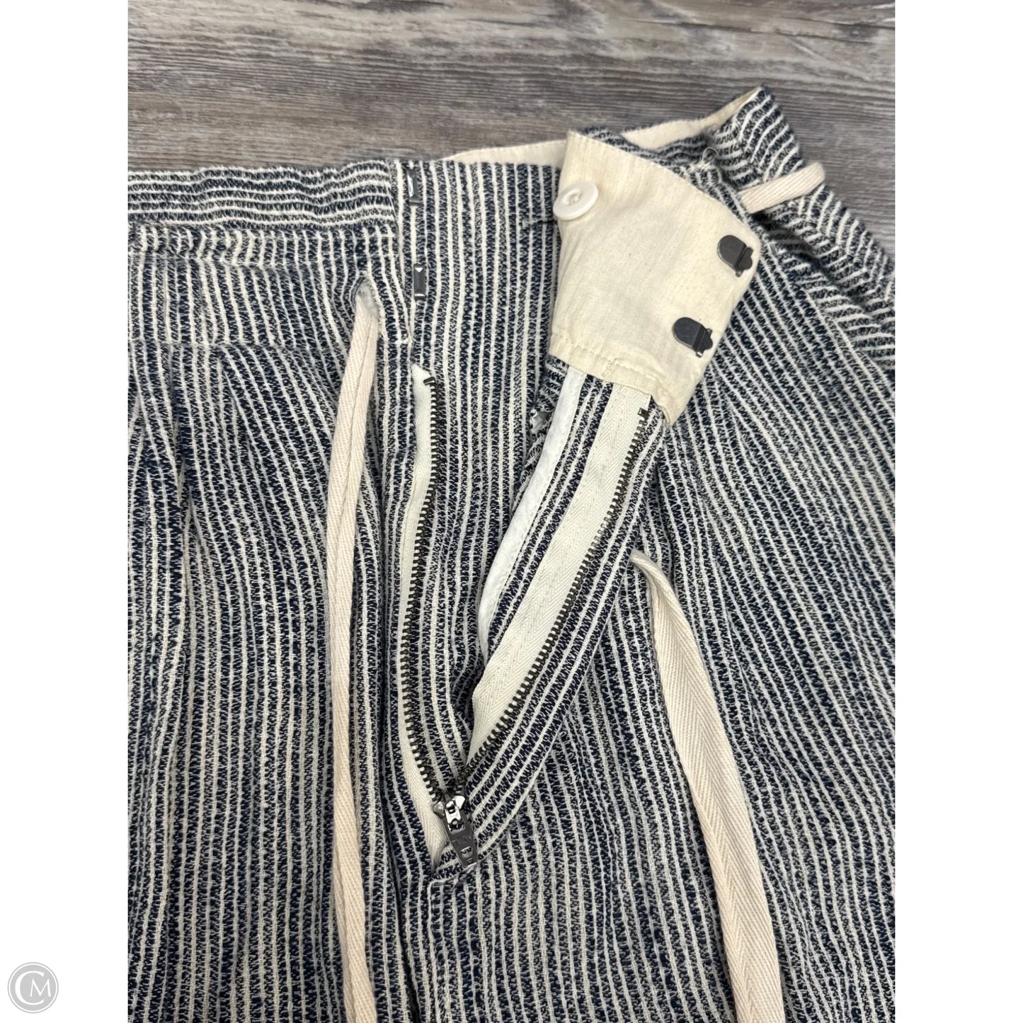 Pants Cropped By Free People In Blue & White, Size: 6