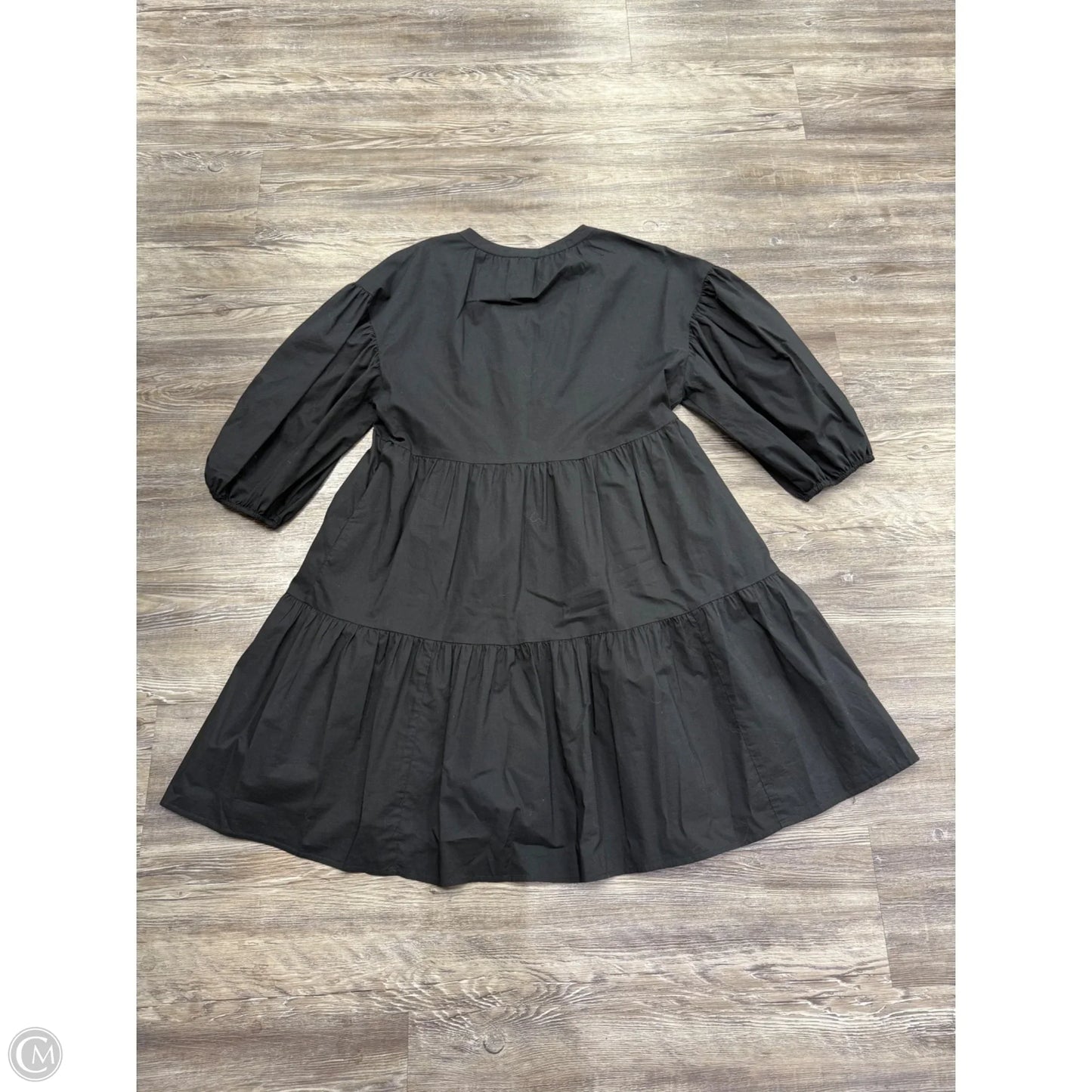 Dress Casual Short By Sundry In Black, Size: M