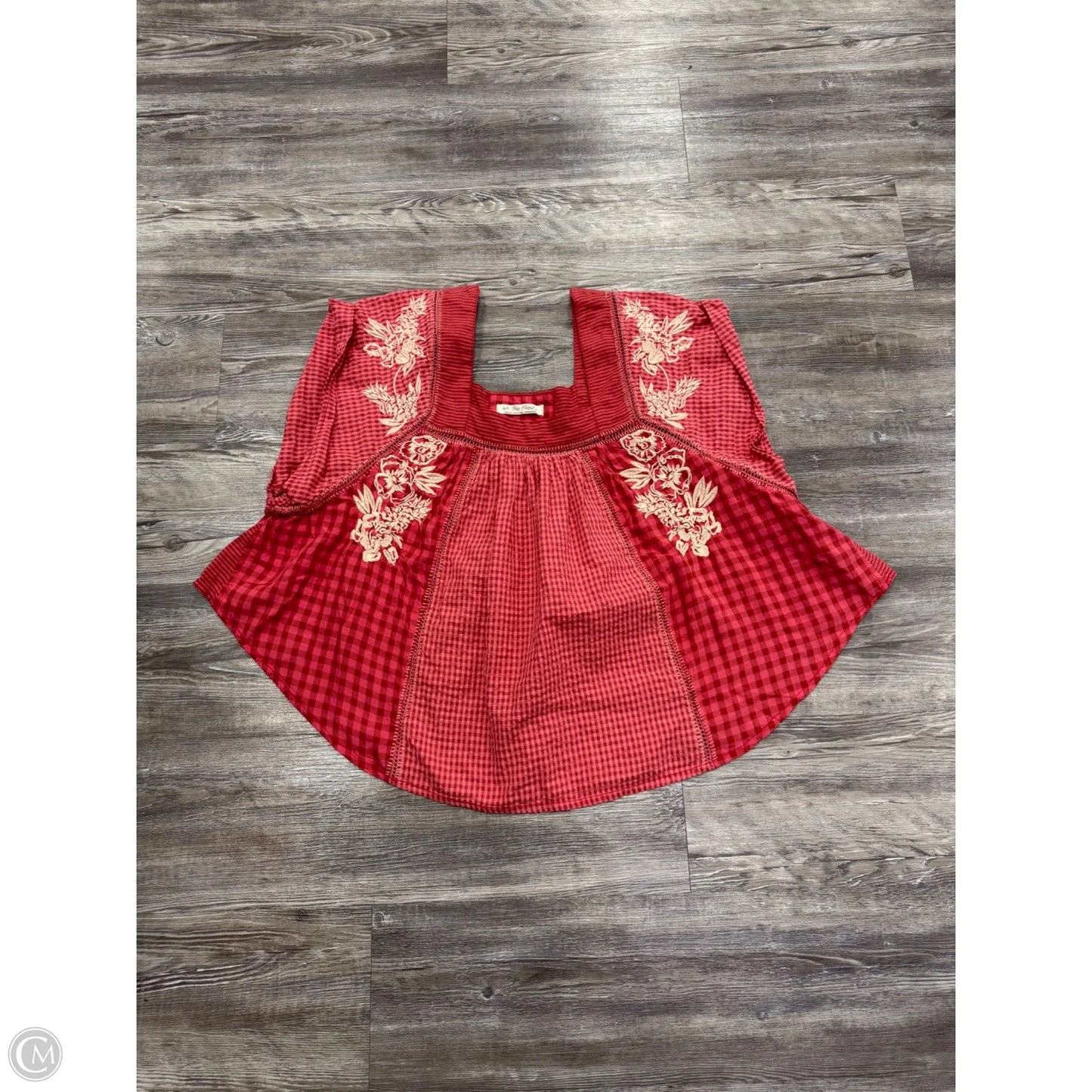 Top Short Sleeve By We The Free In Red, Size: M