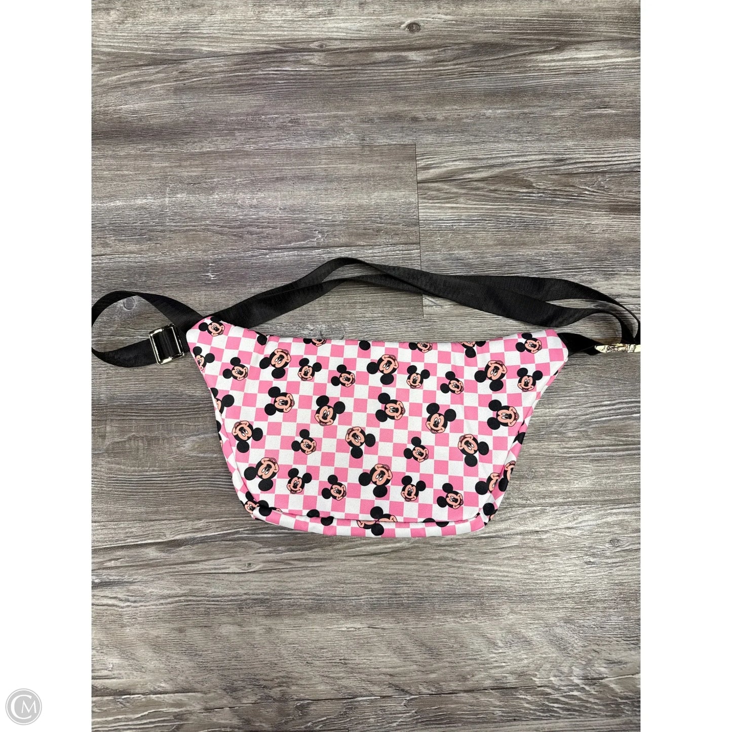 Belt Bag By Clothes Mentor, Size: Medium