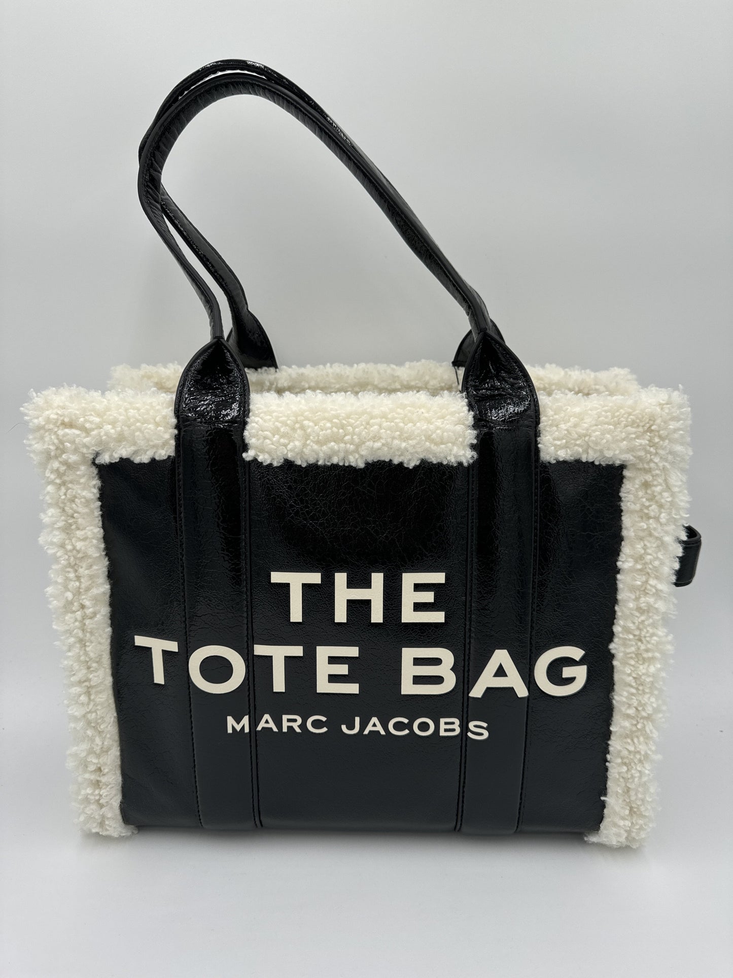 Tote Luxury Designer By Marc Jacobs  Size: Large