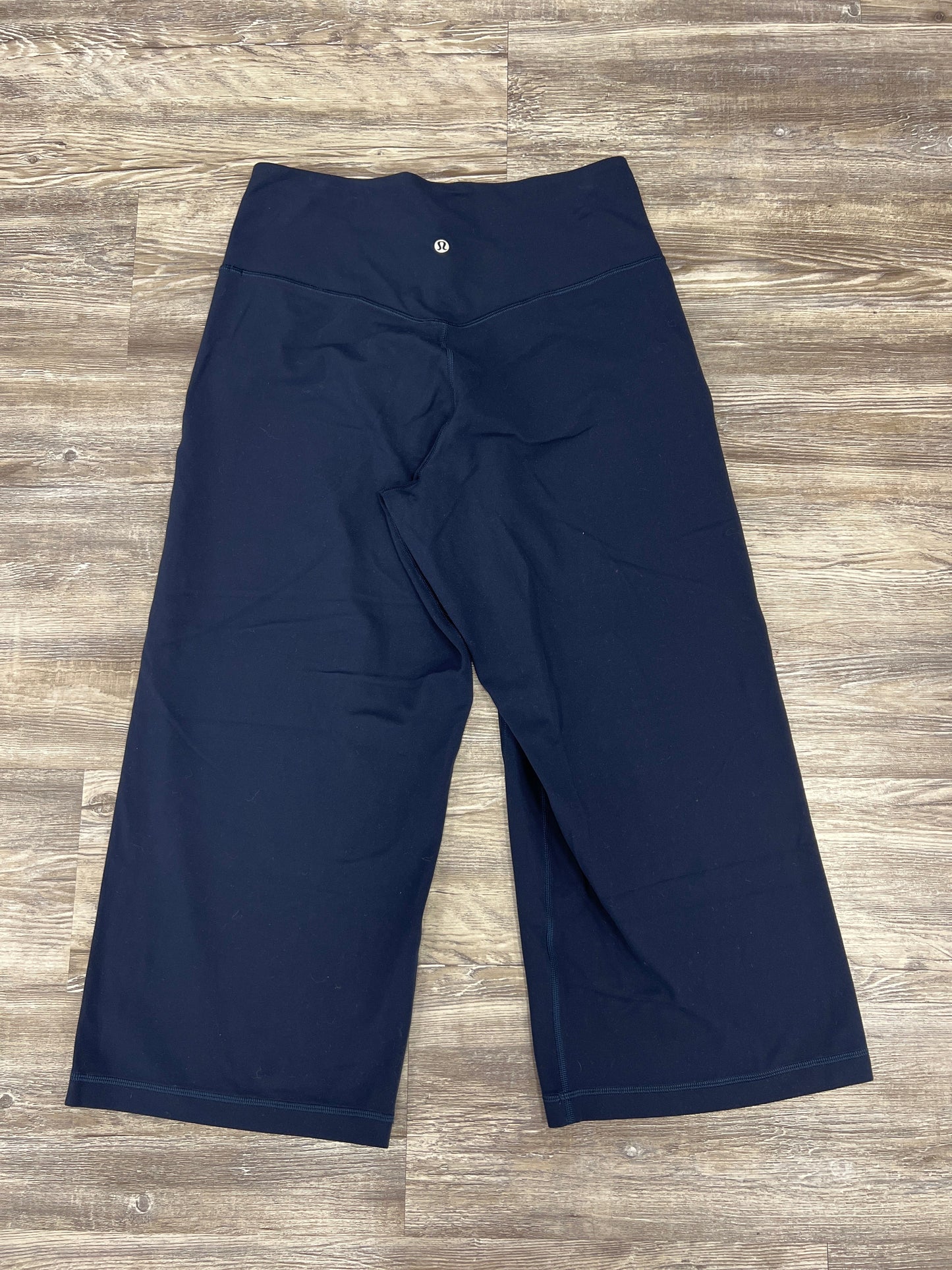 Athletic Pants Cropped By Lululemon In Navy, Size: 10