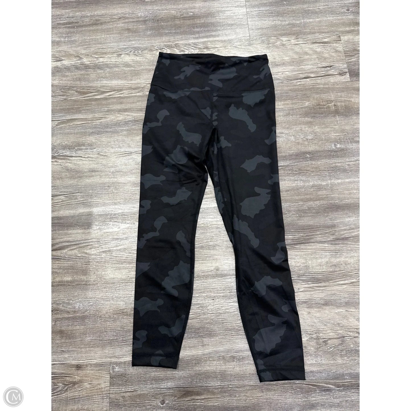 Athletic Leggings By Yogalicious In Camouflage Print, Size: M