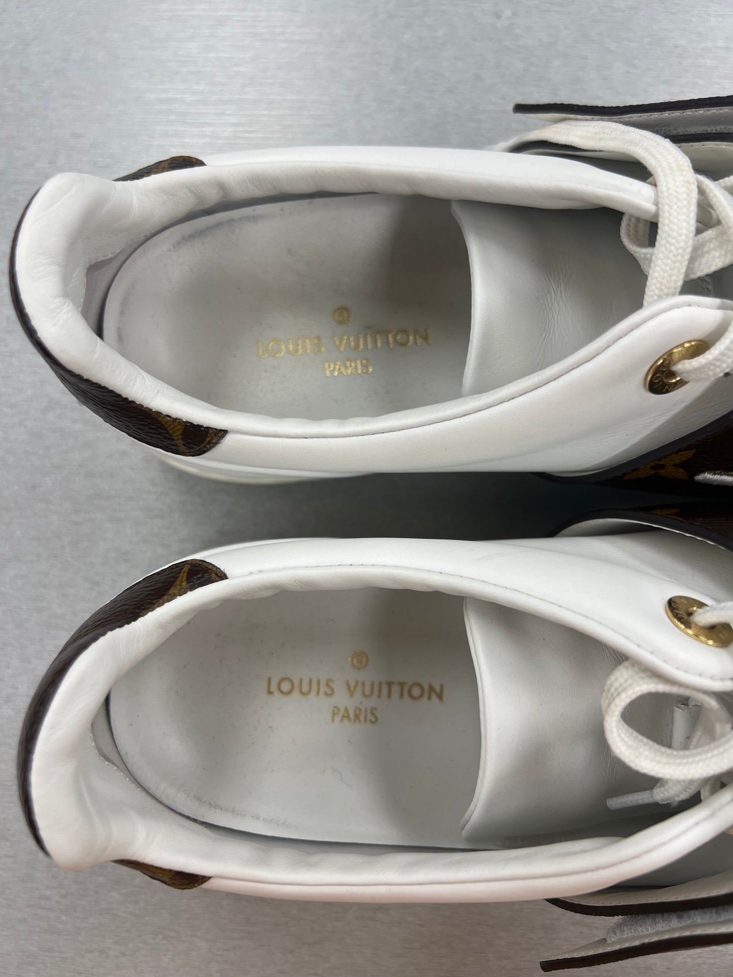 White Shoes Luxury Designer Louis Vuitton, Size 8