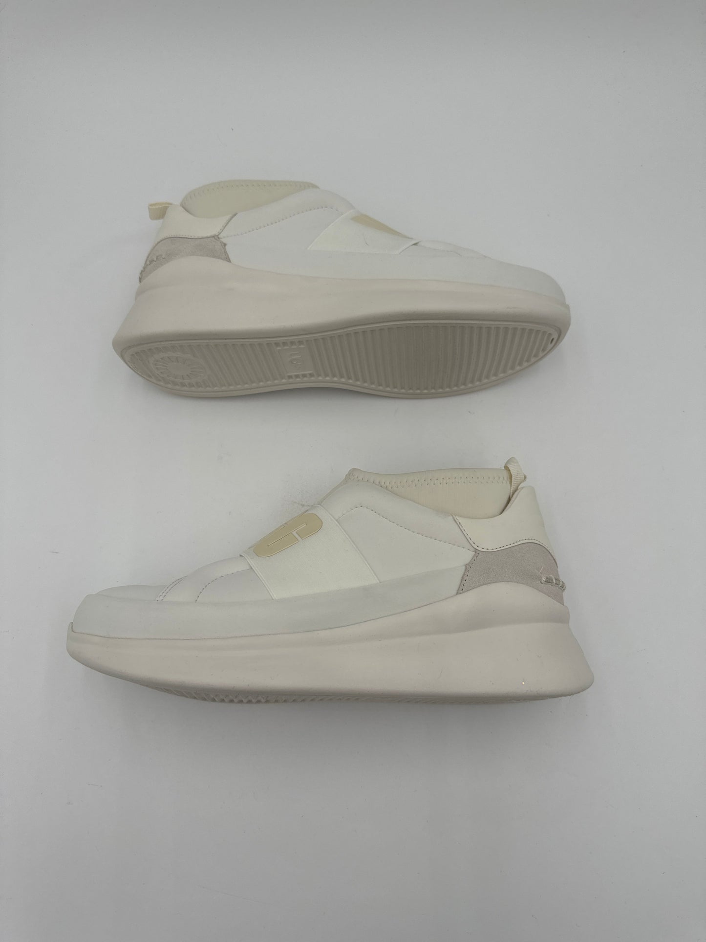 Shoes Sneakers By Ugg In White, Size: 10