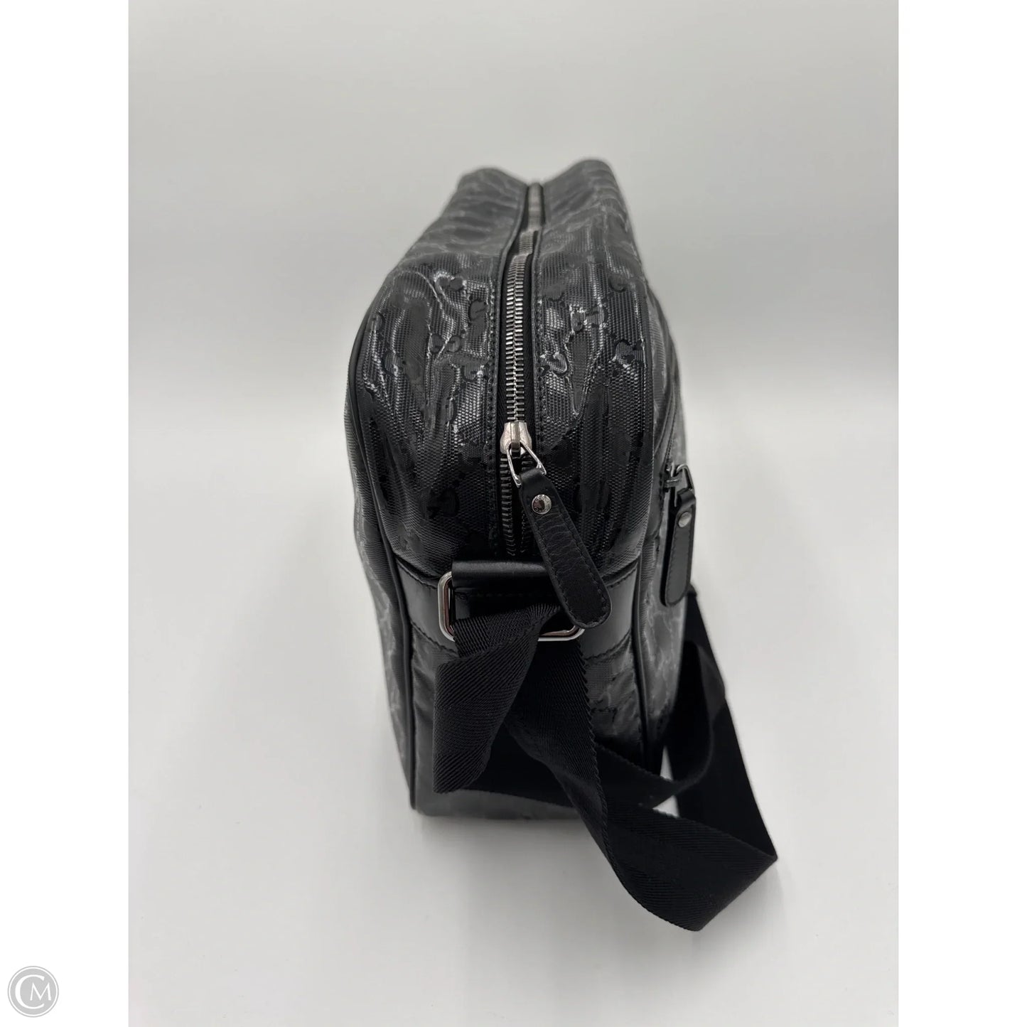 Crossbody Luxury Designer By Gucci, Size: Large