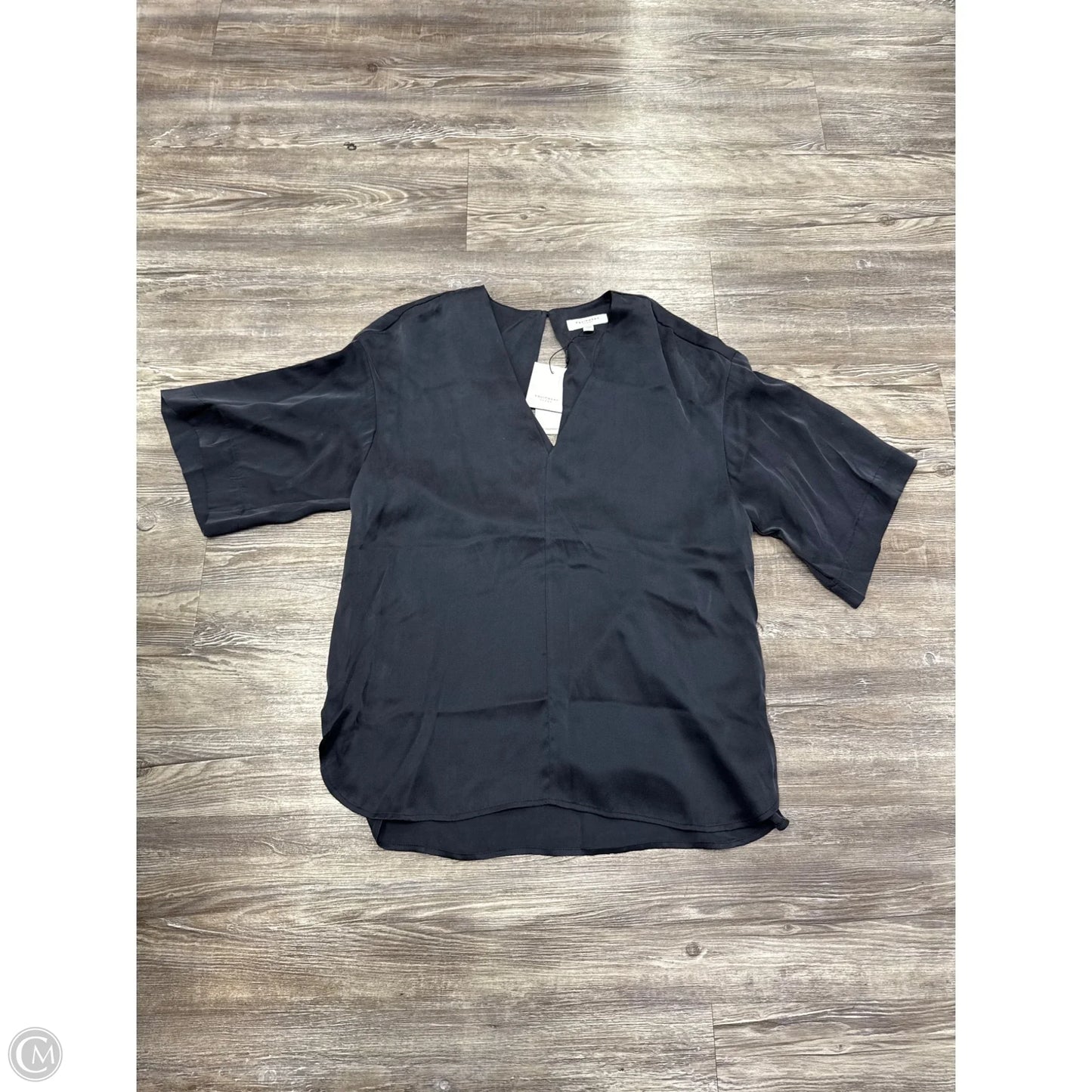 Top Short Sleeve By Equipment In Navy, Size: S