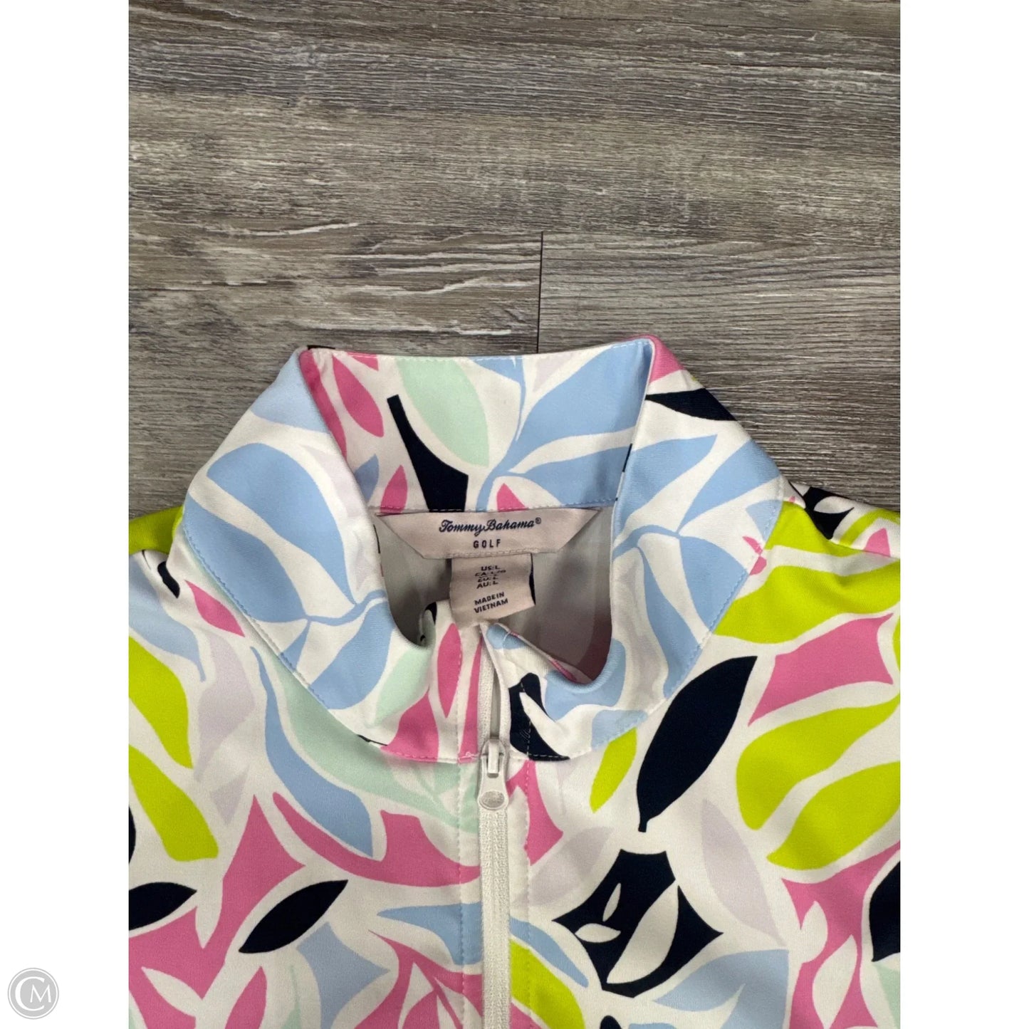 Athletic Top Long Sleeve Collar By Tommy Bahama In Multi-colored, Size: L