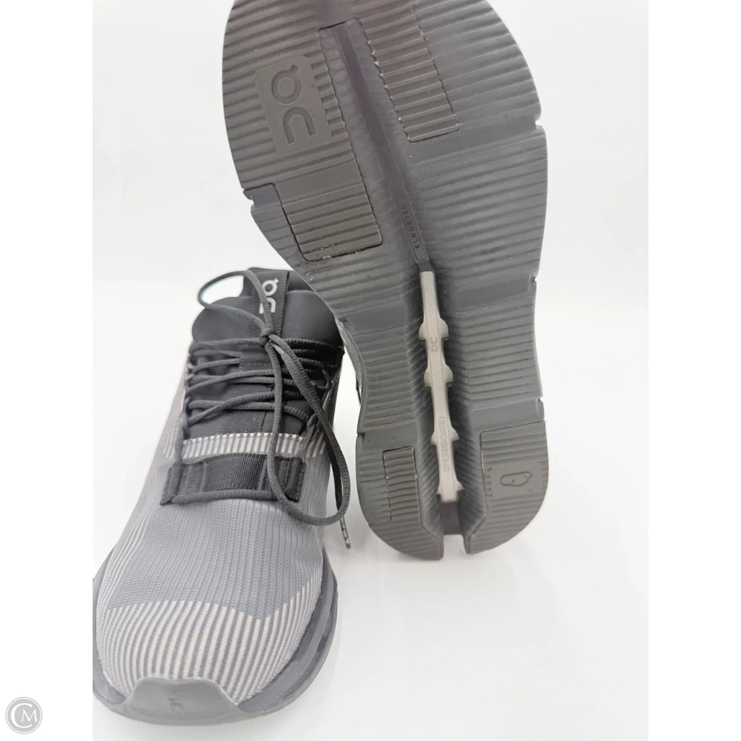 Shoes Athletic By On Cloud In Black & Grey, Size: 9.5