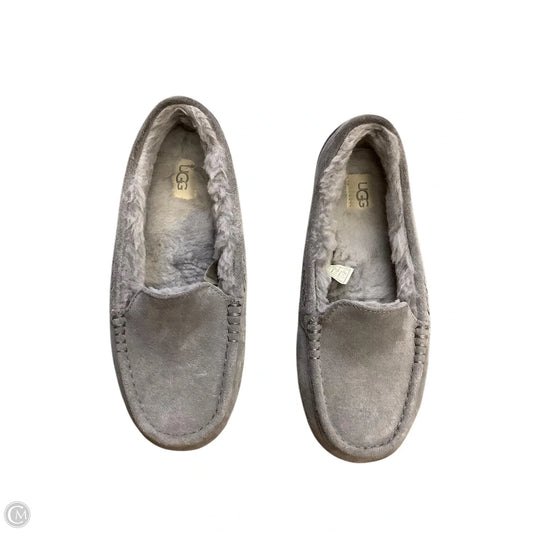 Slippers Designer By Ugg In Grey, Size: 8